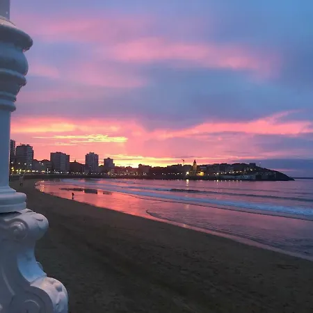 Apartamento Con Encanto Y Vistas En Playa San Lorenzo