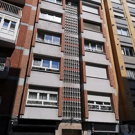 Apartamento Con Encanto Y Vistas En Playa San Lorenzo Apartment *